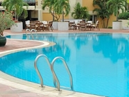 プール