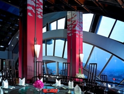 Bai Yun レストラン（広東料理）