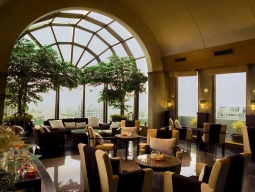 クラブラウンジ