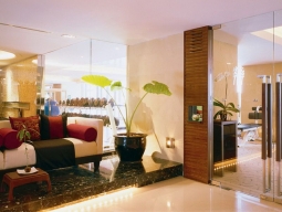 フィットネスセンター