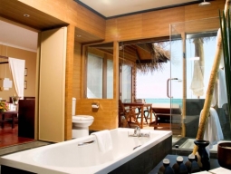 オーシャンヴィラ　バスルーム/一例