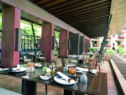 フルムーンレストラン