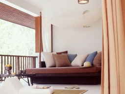 デラックスバルコニー