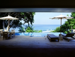 プライベートプール