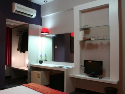 デラックスルーム