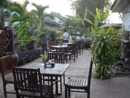 エレファントガーデンバー