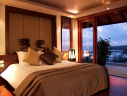 ベンジャマート　ベッドルーム