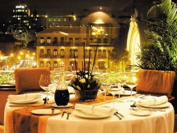 レストラン「Reflection」