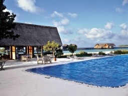 メインプール＆Faru バー