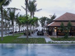 ビーチレストラン