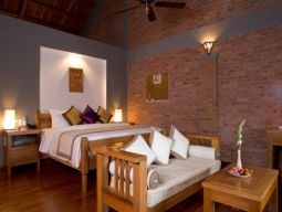 ヴィラデラックス（レンガ造り、木の床で暖かみを増します）