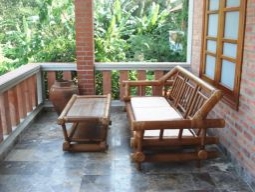 ヴィラデラックのポーチ（反対側にベランダも有）