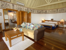 ビーチフロントブレ室内