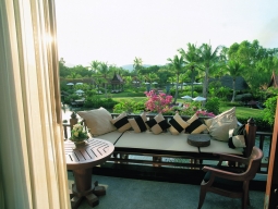 ラグーンルーム