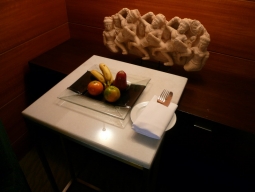 デラックス・フルーツプレートは毎日交換されます。