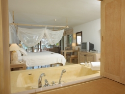 ロマンティックビーチフロント