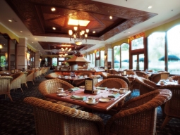 コーヒーハウス　ペニュ