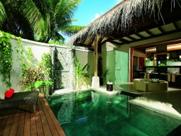 ビーチプールヴィラ 客室内一例