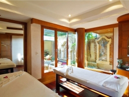 タイ式、日本式、西洋式の技術を用いたダイアモンドスパ！