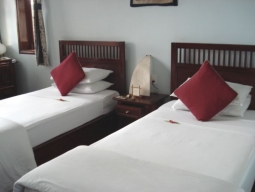 デラックス　客室