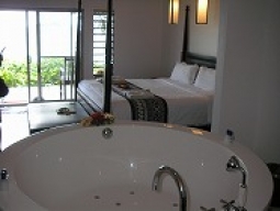 ロロマスイート室内