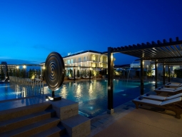 ビーチサイドプール