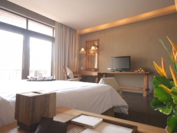 ジャグジーデラックス