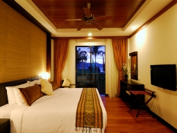 スパスイート　ベッドルーム