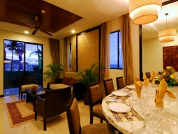 スパスイート　リビングエリア