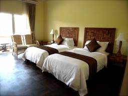 レイクサイドルーム