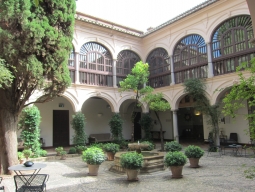 パラドール　中庭