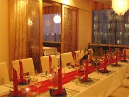 レストラン「フュージョン」