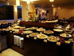 レストラン「Buffe Ganh」