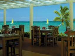 ビーチバー＆グリル