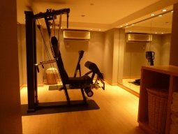 フィットネス　ジム