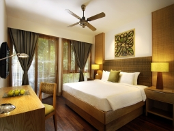 レインフォレストシャレー