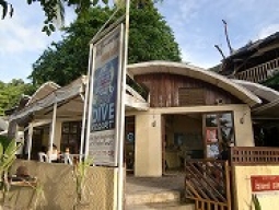 ダイビングショップ外観