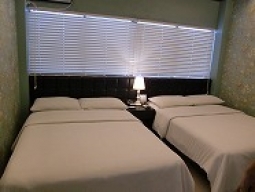 エッセンシャル