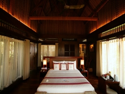 ファミリーバンガロー