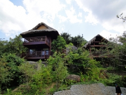 ヒルロックヴィラ