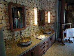 ラグーンヴィラ