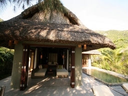 ラグーンヴィラ