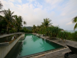 パブリックプール