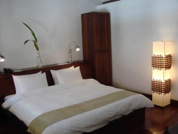 デラックスルーム内