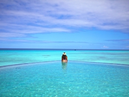 プールからの眺めも最高