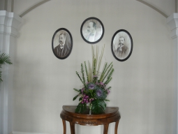 E&O創設者-シャーキーズ兄弟-