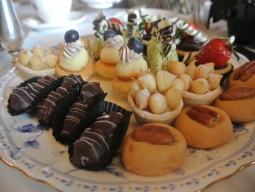 アフタヌーンティー at 1885