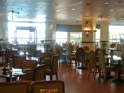 Terrace Bay (メインレストラン)