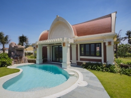 プールガーデンヴィラ