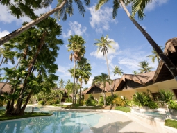 プルクラ　プールラグーンスイート